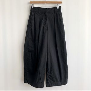 Aritzia | Black Wide Leg Culottes